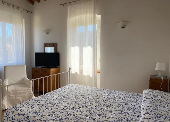 Apartment Alloro 1 *